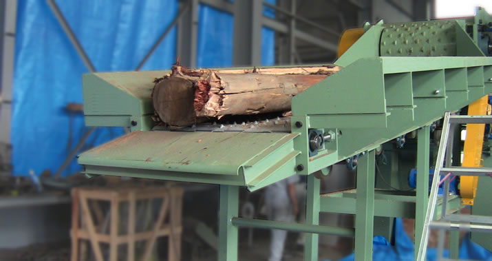 切削チップ製造機